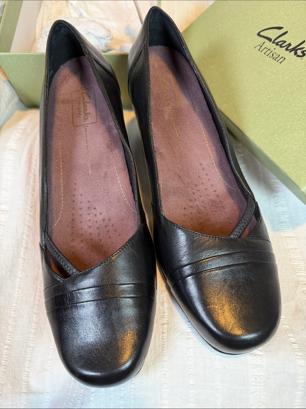 NWT Clarks Artisan Leather Women's 11 W Black Lea Sugar Sky Pumps Shoes Wedge 2”